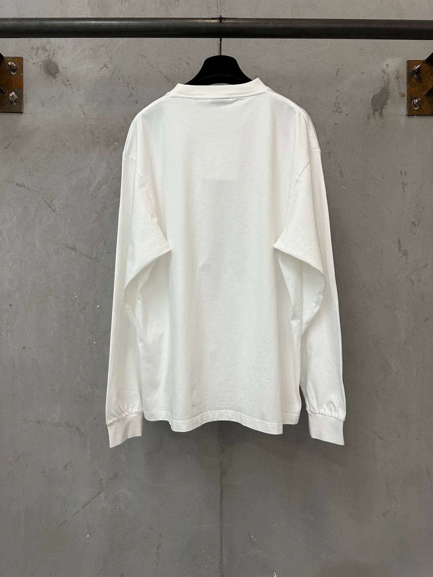 ￼ 150 Alexander wang ss 26 logo T : 16 g 32S 1*1 Same Style Color: White Size: XS S M L XL